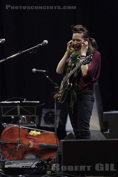 MY BRIGHTEST DIAMOND - 2008-10-07 - PARIS - La Cigale - Shara Worden